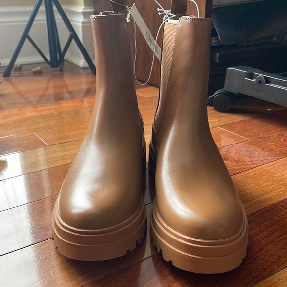 Light brown boots great for spring or fall size 8 NWT - Picture 1 of 5